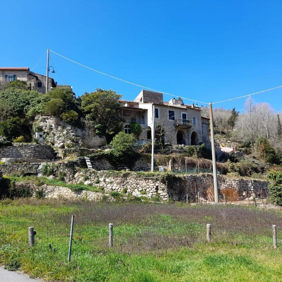 Ca Di Pippo "Tasso" Appartamento Ristrutturato Orco Feglino Exterior photo