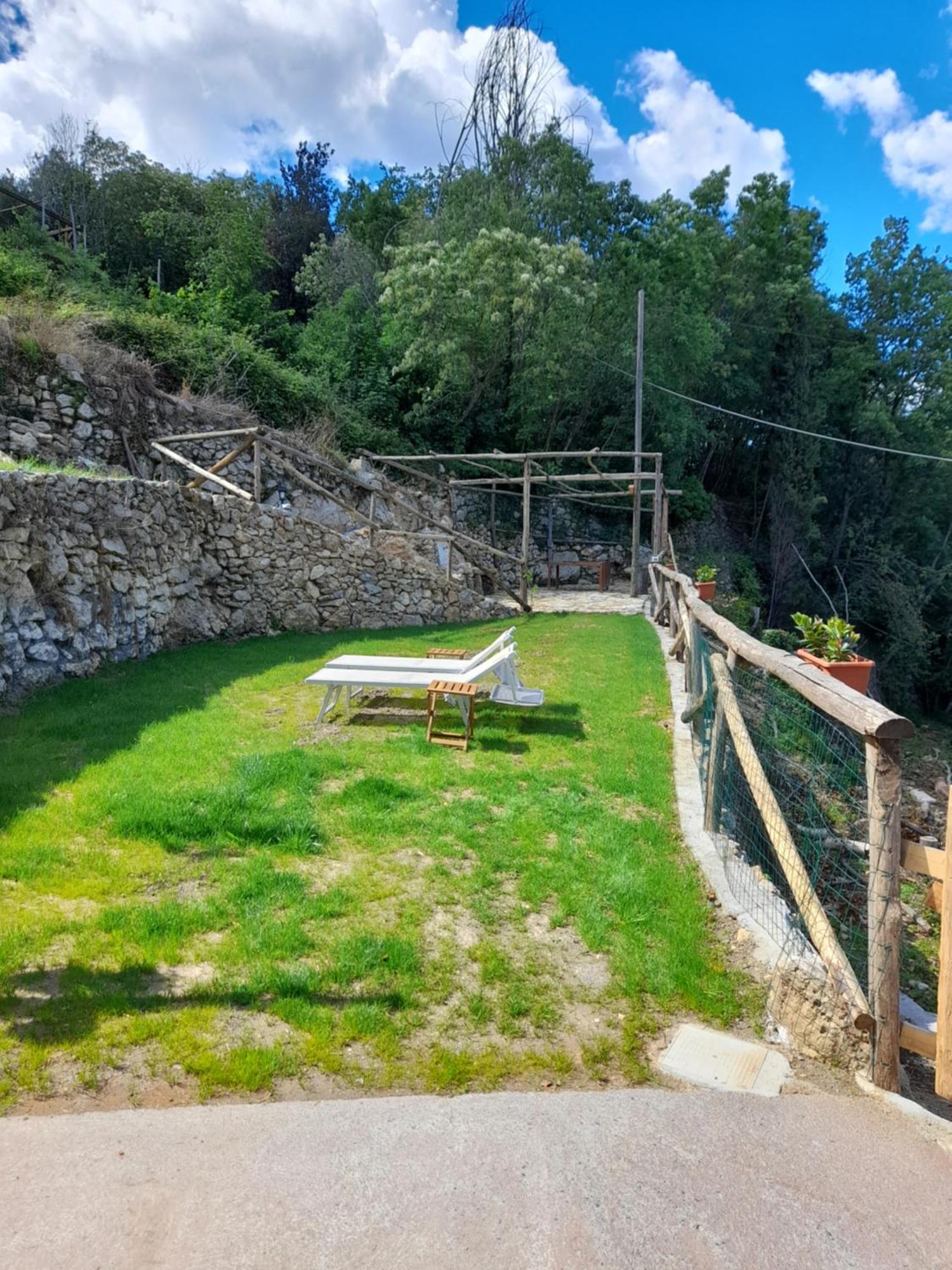 Ca Di Pippo "Tasso" Appartamento Ristrutturato Orco Feglino Exterior photo